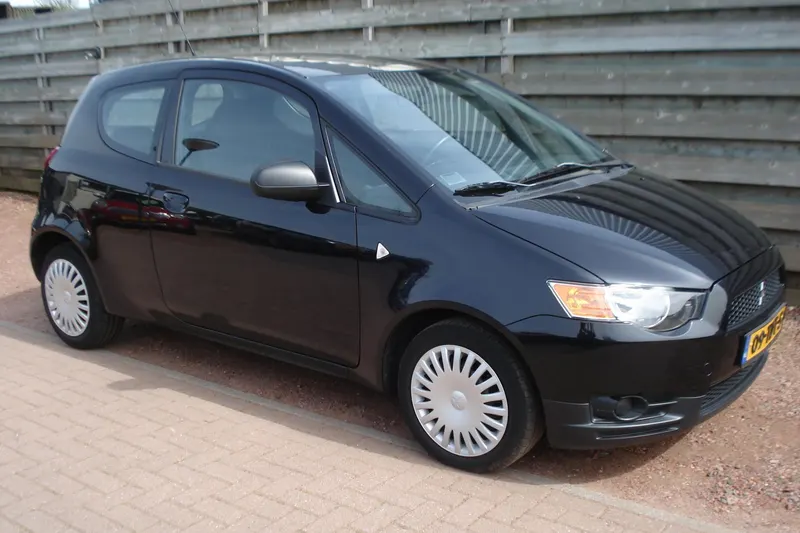 Mitsubishi Colt (2012)