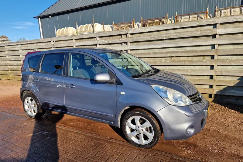 Nissan Note (2010)
