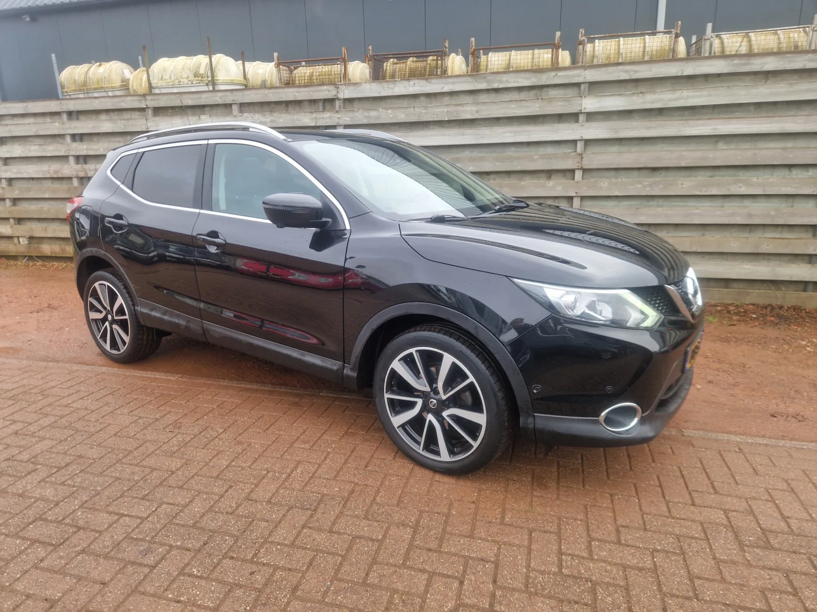 Nissan Qashqai (2017) — foto 1
