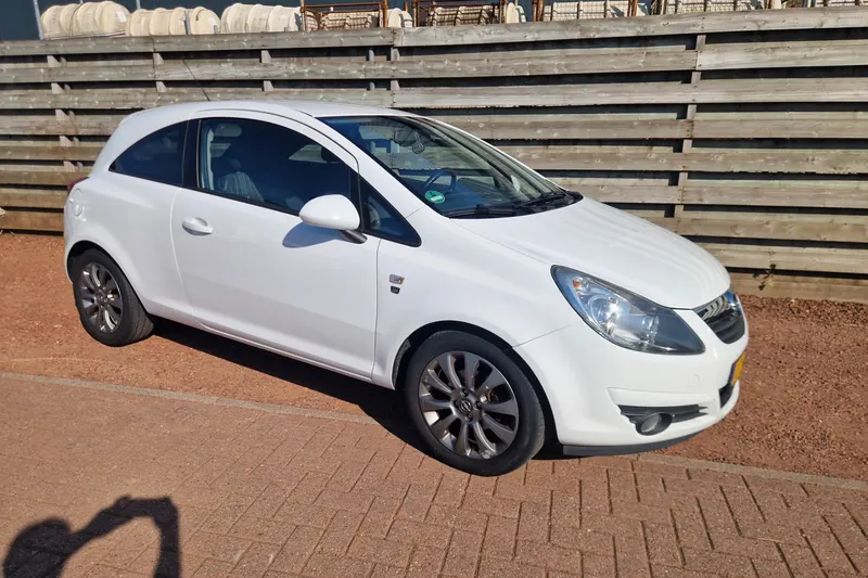 Opel Corsa (2010)