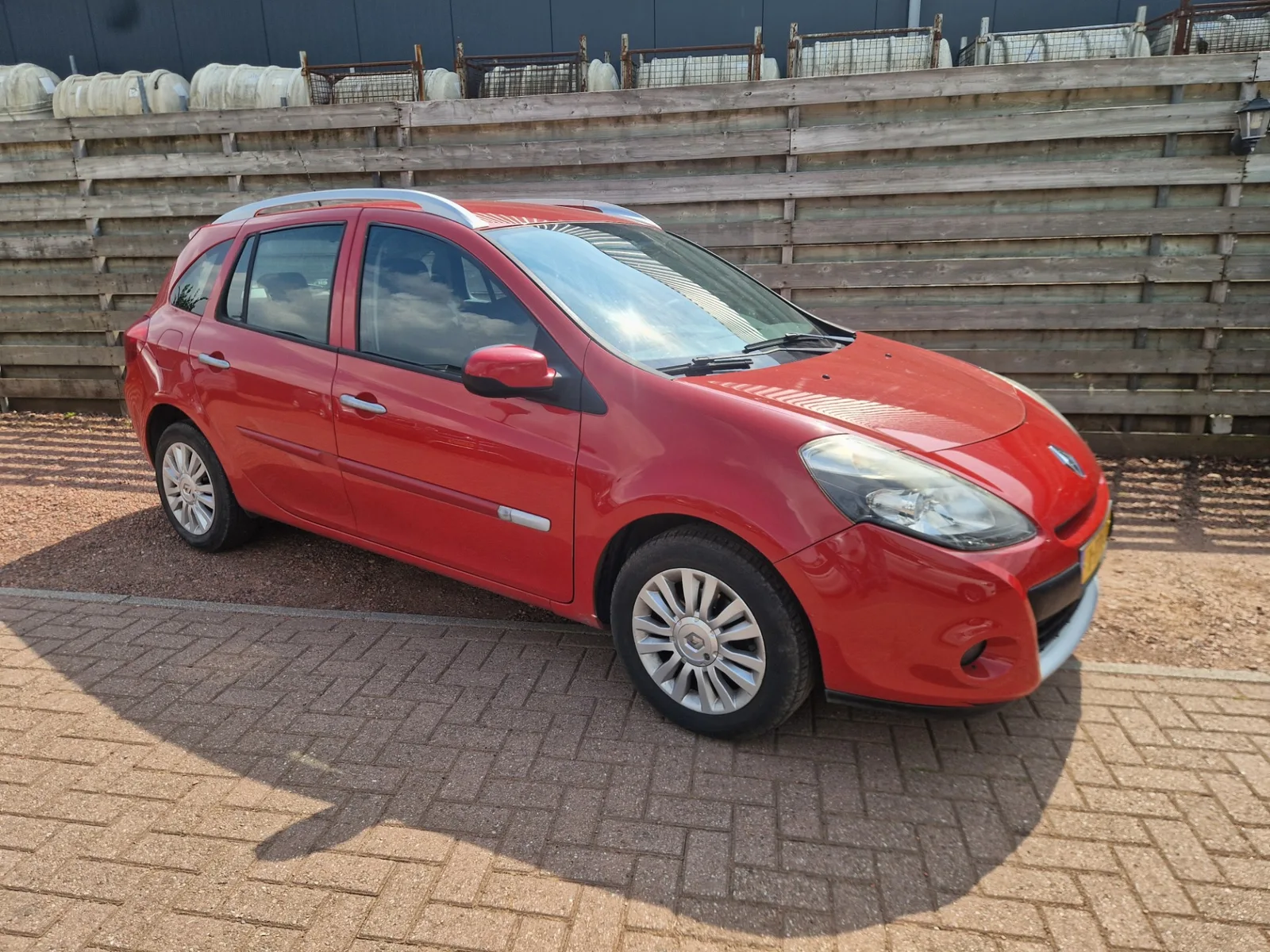 Renault Clio (2010) — foto 1