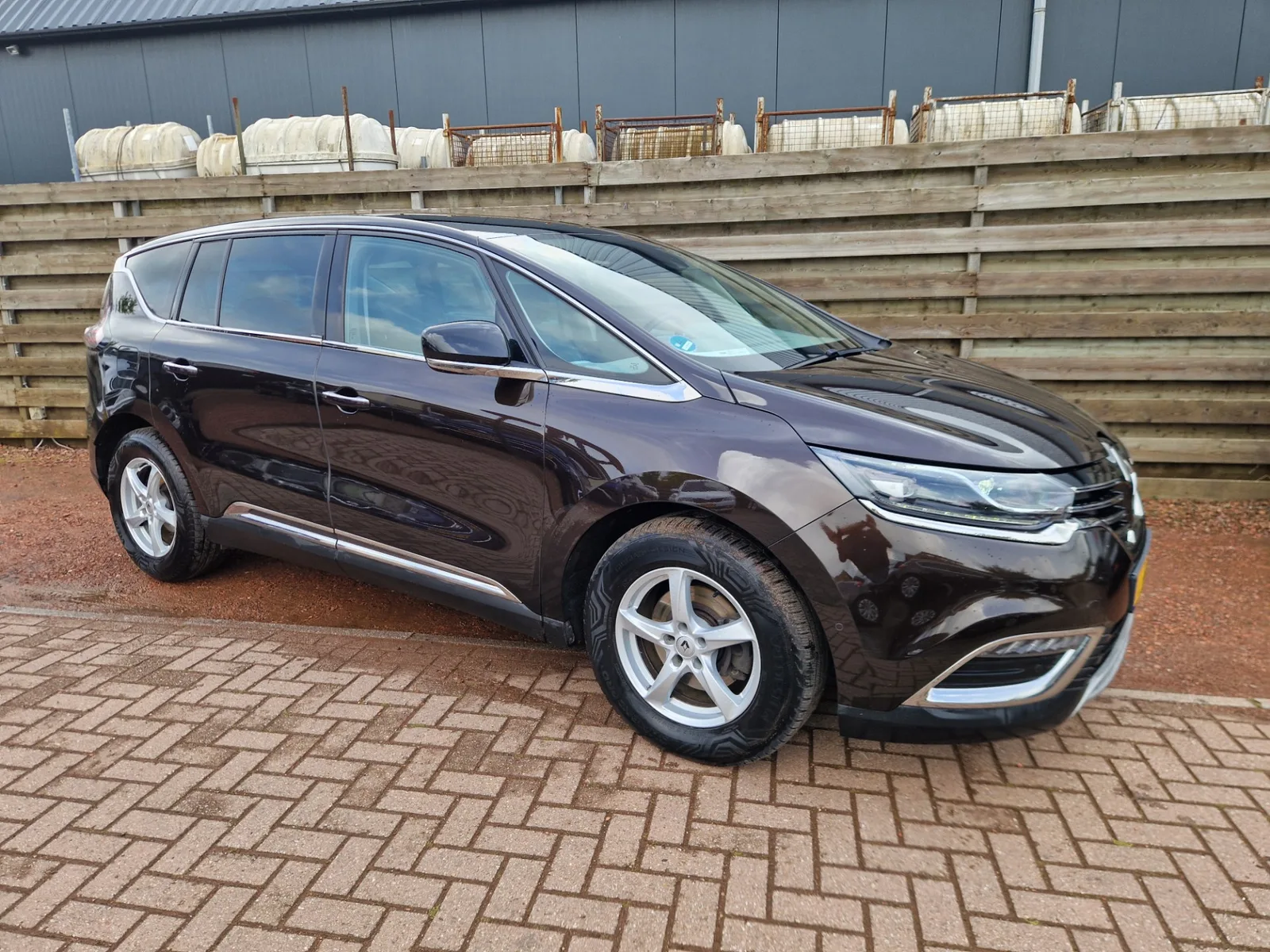 Renault Espace (2016) — foto 1