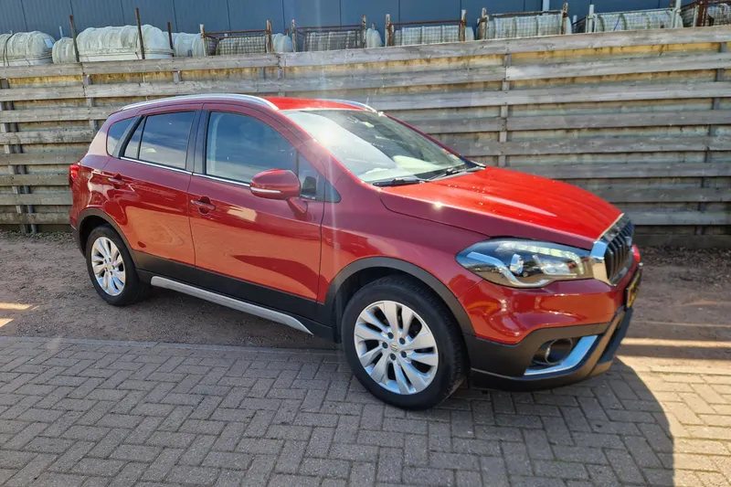 Suzuki S-Cross (2020)