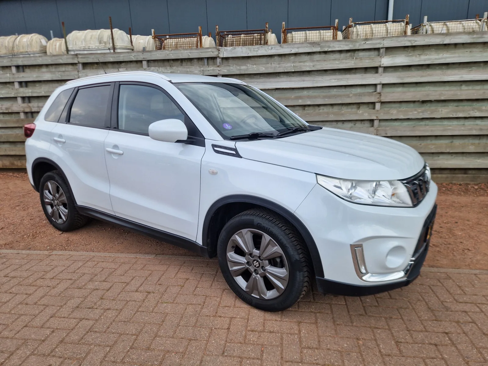 Suzuki Vitara (2018) — foto 1