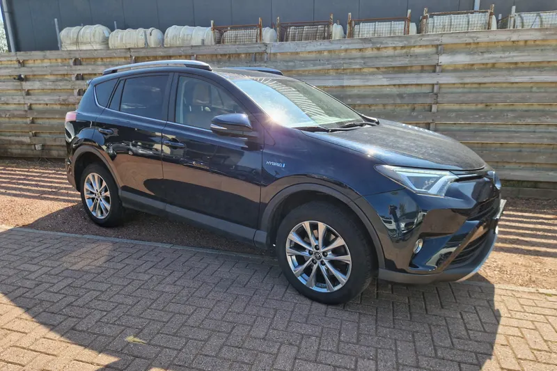 Toyota RAV4 (2017)