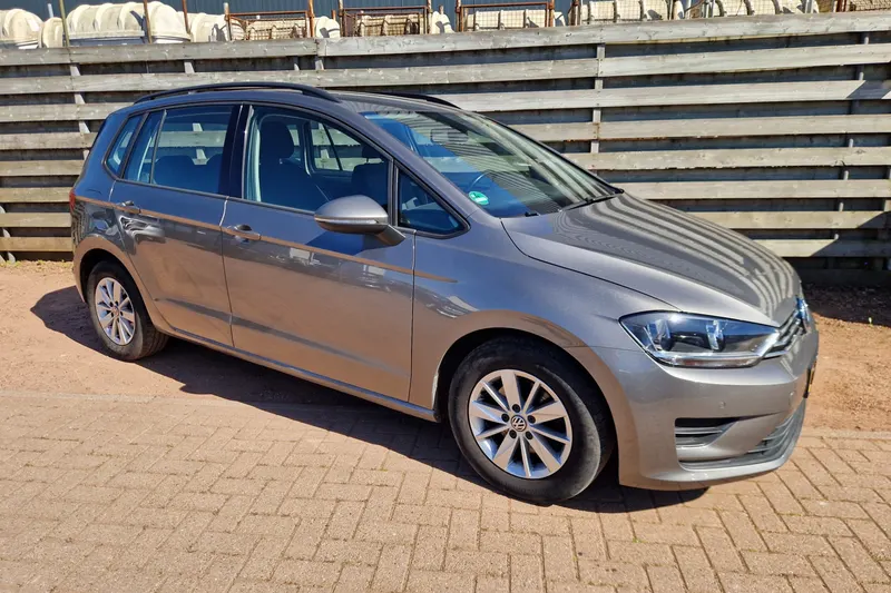 Volkswagen Golf Sportsvan (2015)