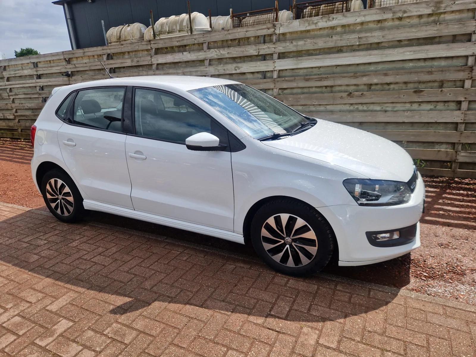 Volkswagen Polo (2017) — foto 1