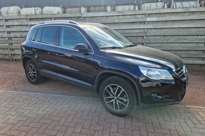 Volkswagen Tiguan (2010)