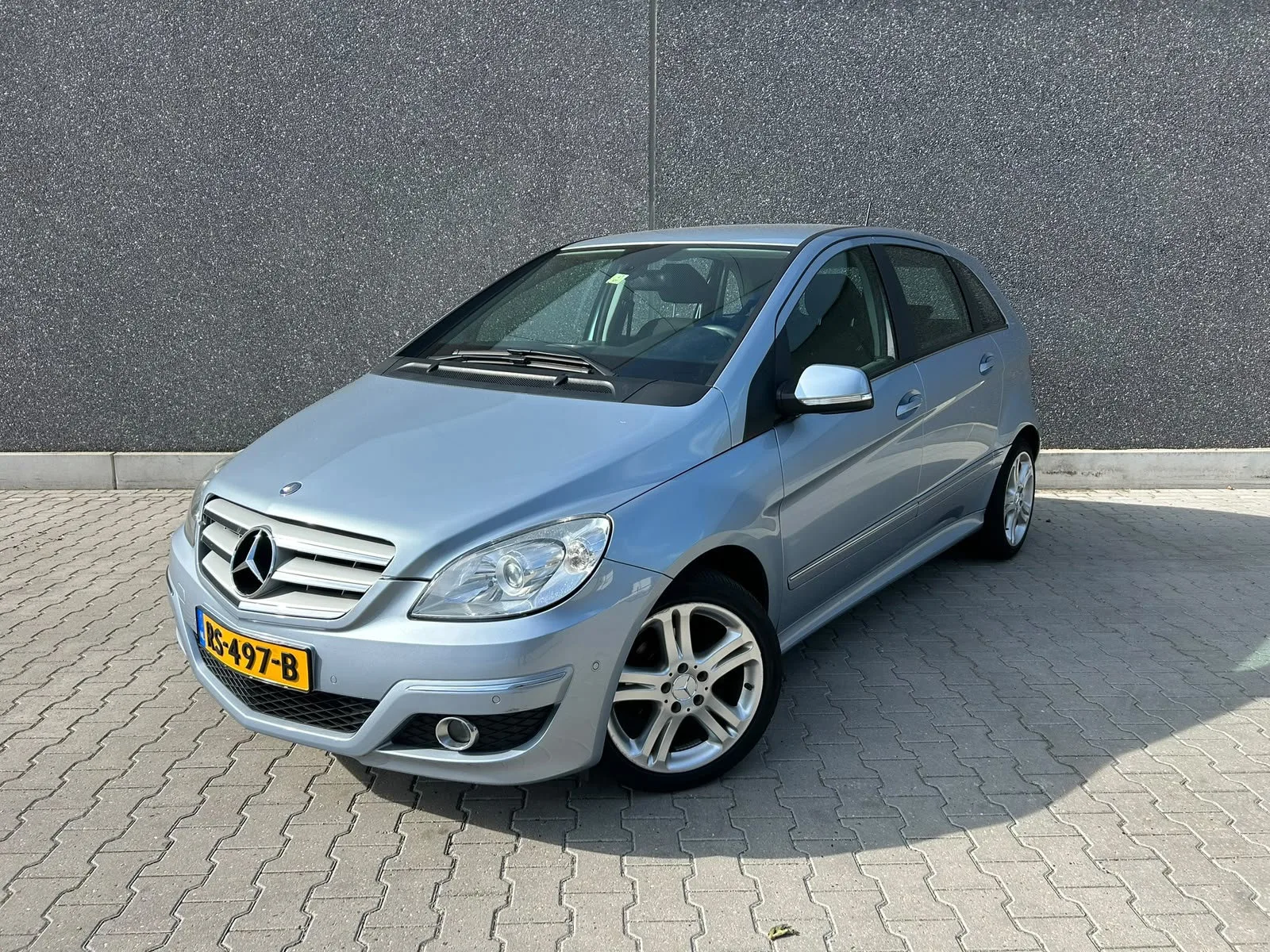 Mercedes-Benz B-Klasse (2010) — foto 1