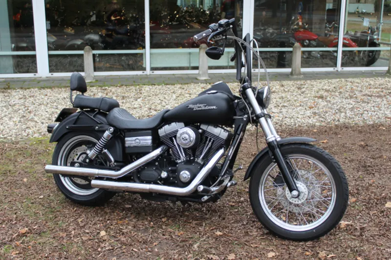 Harley-Davidson Dyna Street BOB (2007)