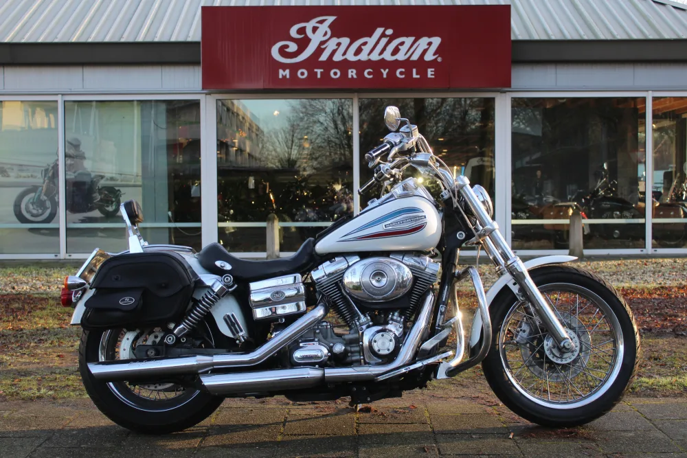 Harley-Davidson Dyna Super Glide (2006) — foto 1