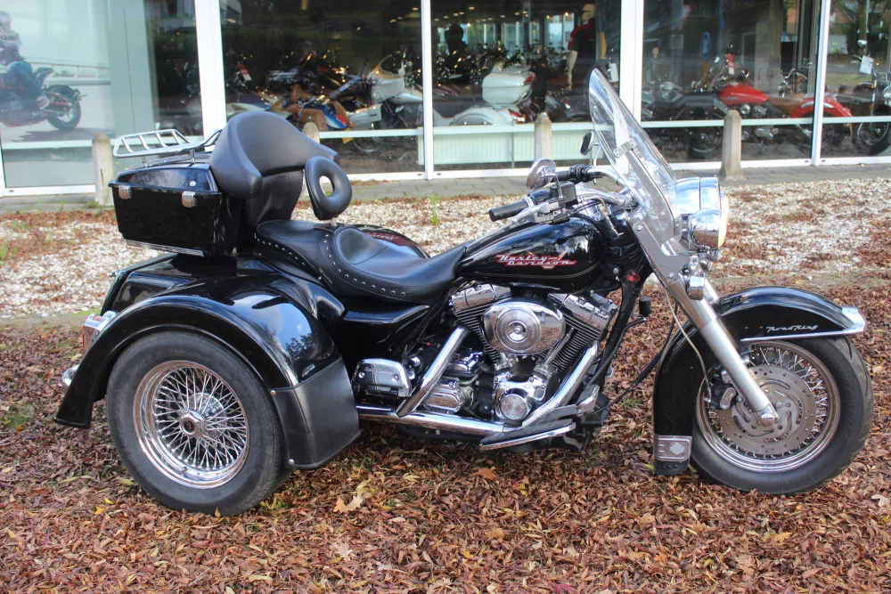 Harley-Davidson Road King (2004) — foto 1