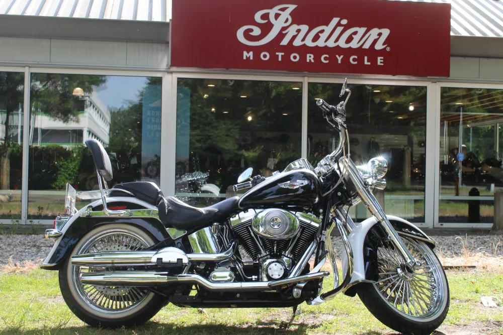 Harley-Davidson Softail (2005) — foto 1