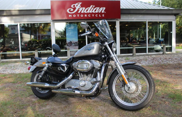 Harley-Davidson Sportster 883 (2009) — foto 1