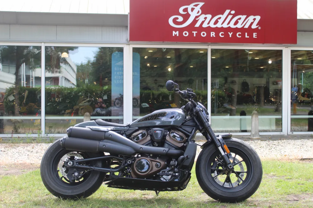 Harley-Davidson Sportster (2023) — foto 1