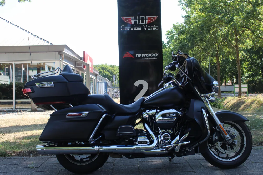 Harley-Davidson Ultra Classic FLHT (2019) — foto 1