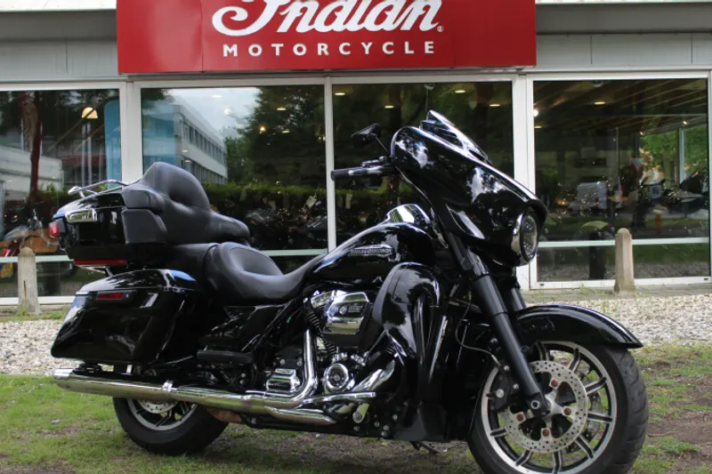 Harley-Davidson Ultra Classic FLHTC-U Ultra Glide (2018)