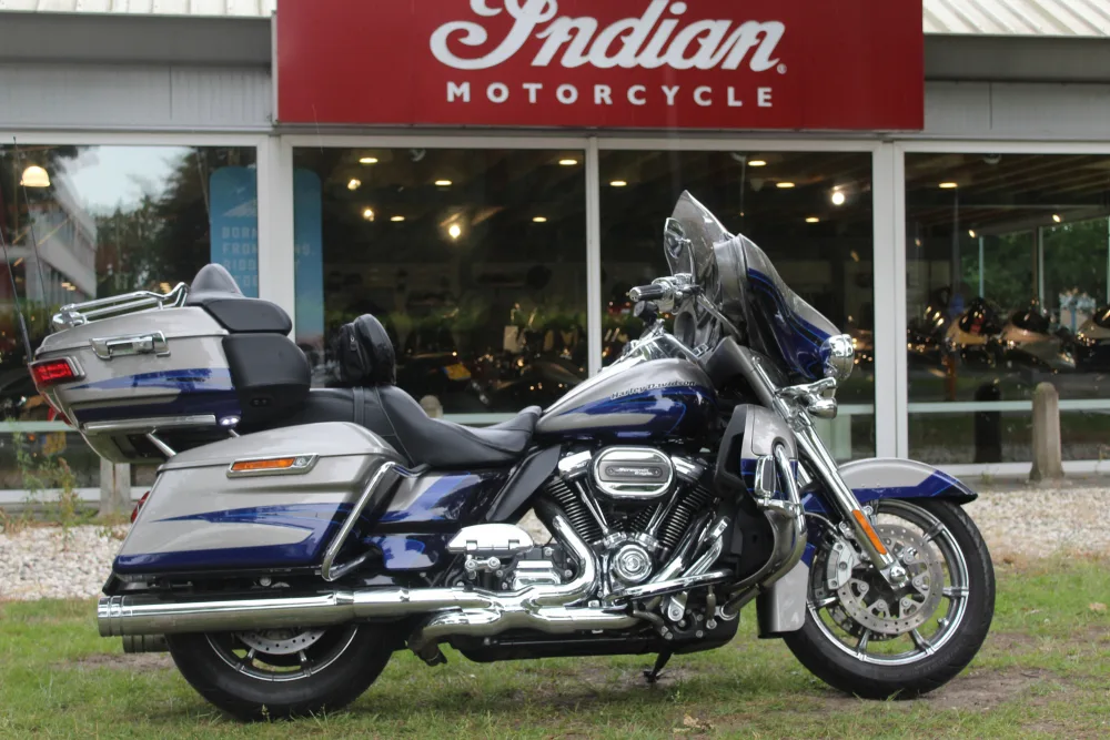 Harley-Davidson Ultra Limited (2017) — foto 1