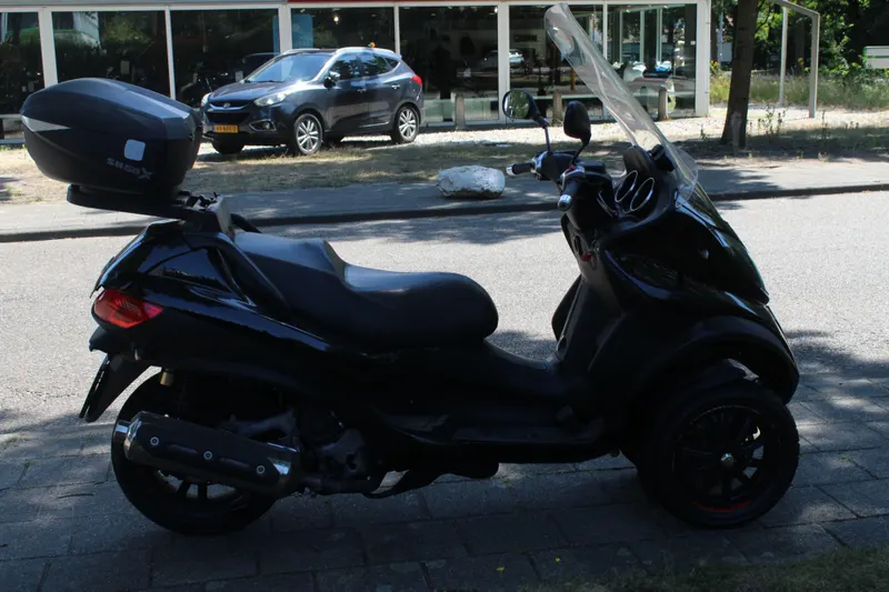 Piaggio Andere MP3 (2013)