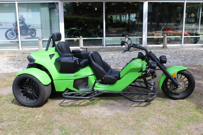 DS RF1 (2023)