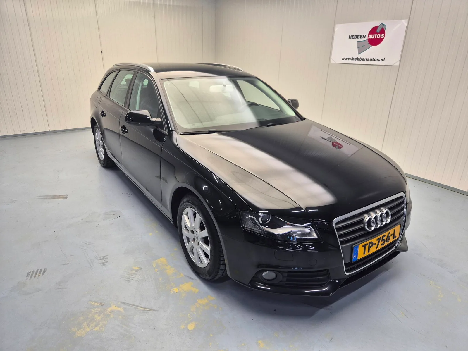 Audi A4 (2011) — foto 1