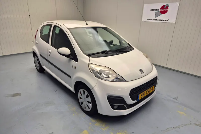 Peugeot 107 (2012)