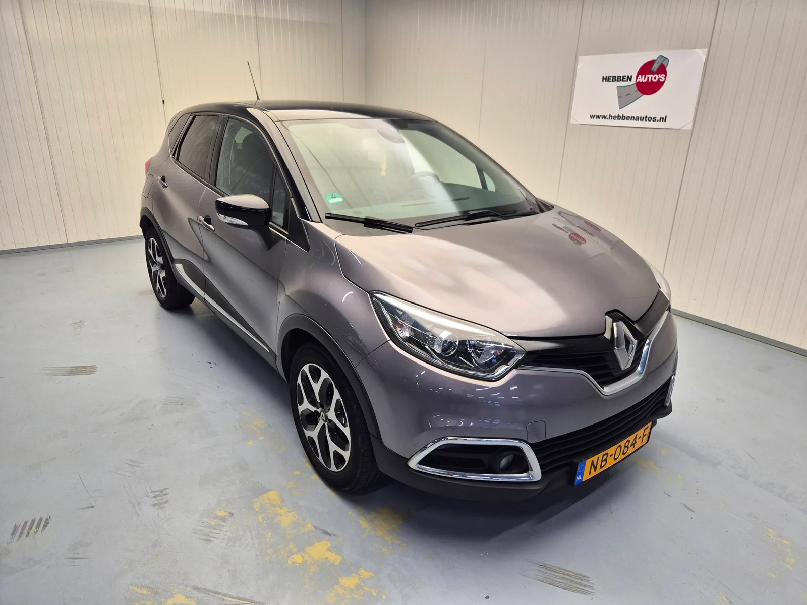 Renault Captur (2017) — foto 1