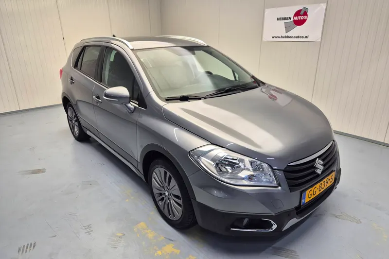 Suzuki SX4 S-Cross (2015)