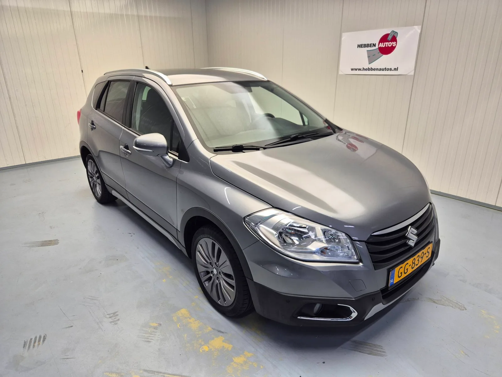 Suzuki SX4 S-Cross (2015) — foto 1
