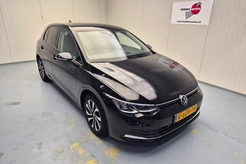 Volkswagen Golf (2022)