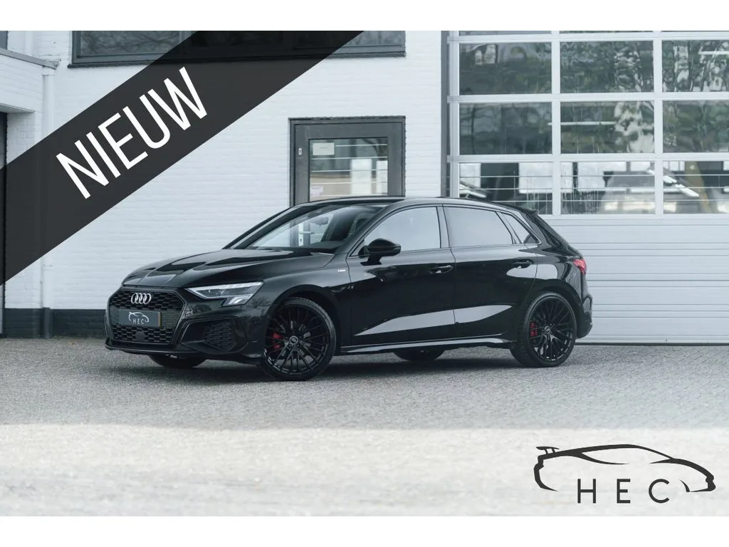Audi A3 (2023) — foto 1