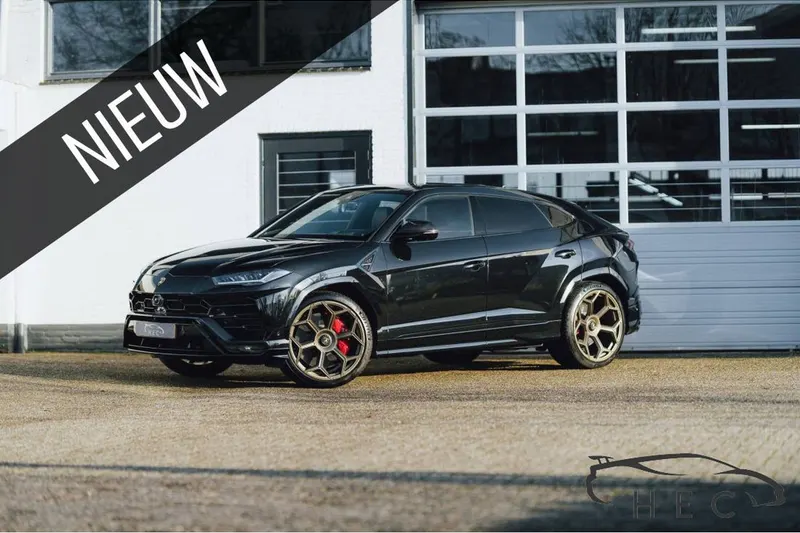 Lamborghini Urus (2019)