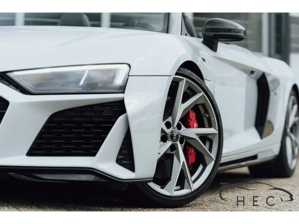 Audi R8 (2022) — foto 1