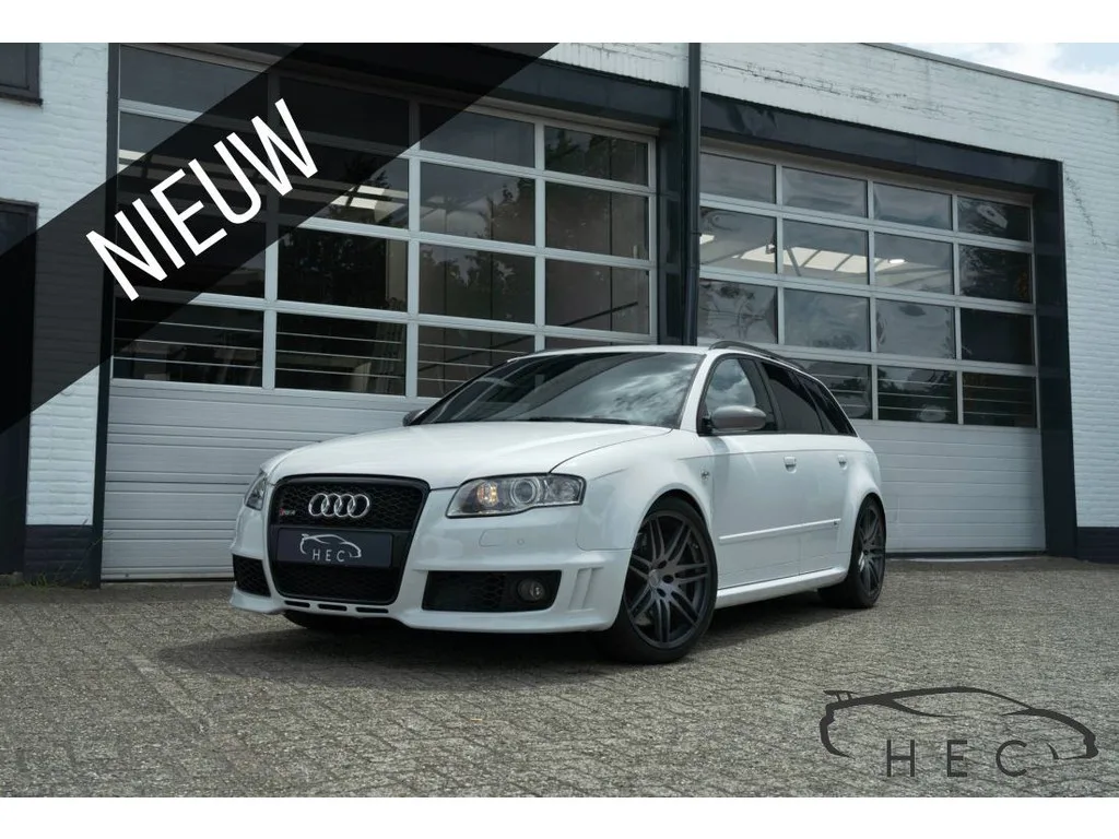 Audi RS4 (2007) — foto 1