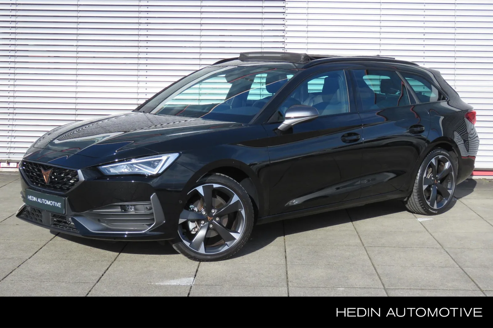 CUPRA Leon Sportstourer (2024) — foto 1