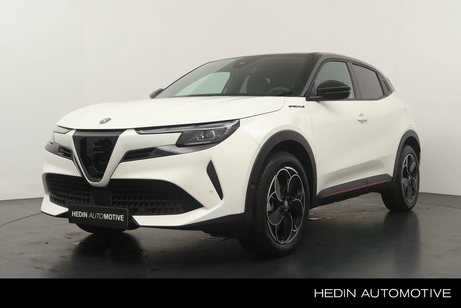 Alfa Romeo Junior (2026) — foto 1
