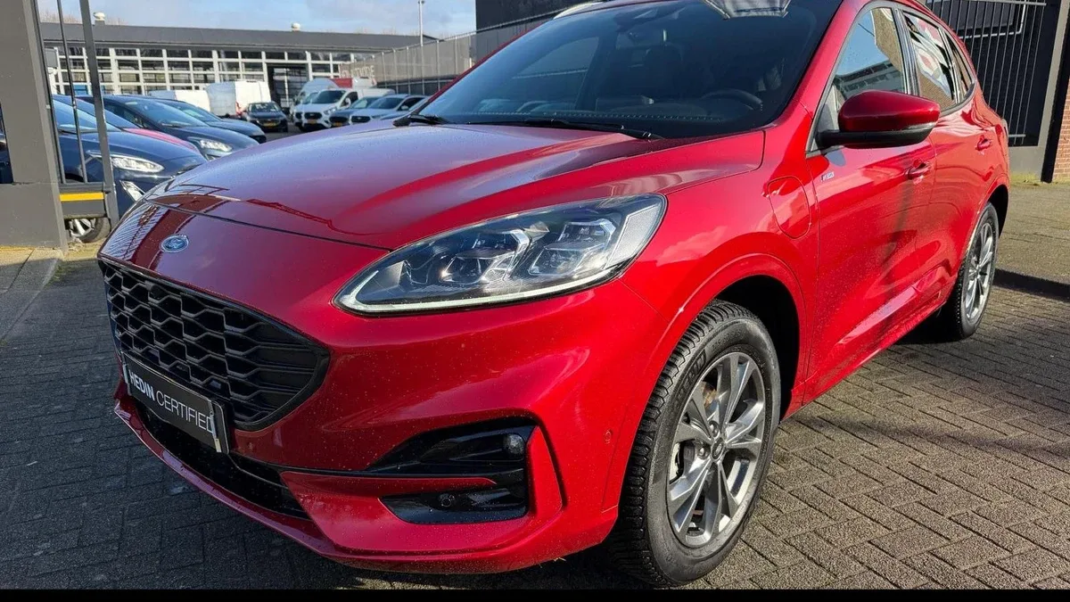 Ford Kuga (2024) — foto 1