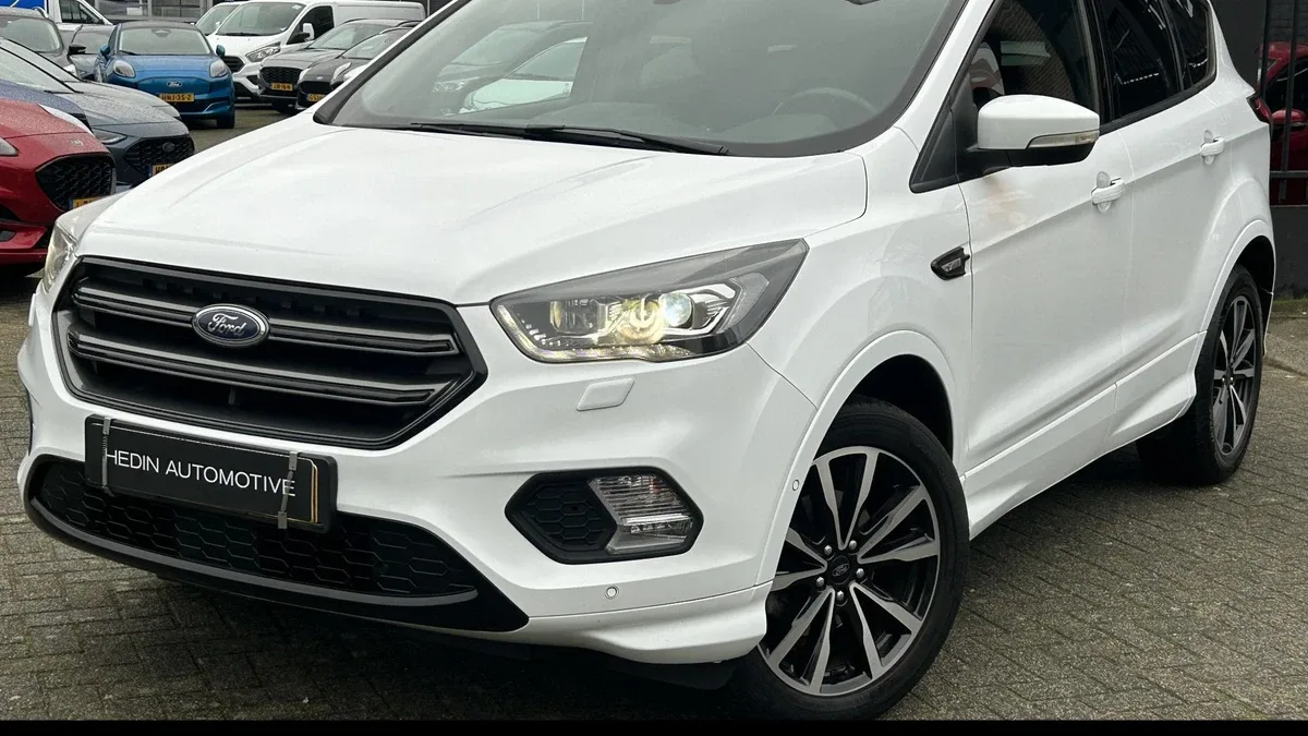 Ford Kuga (2018) — foto 1