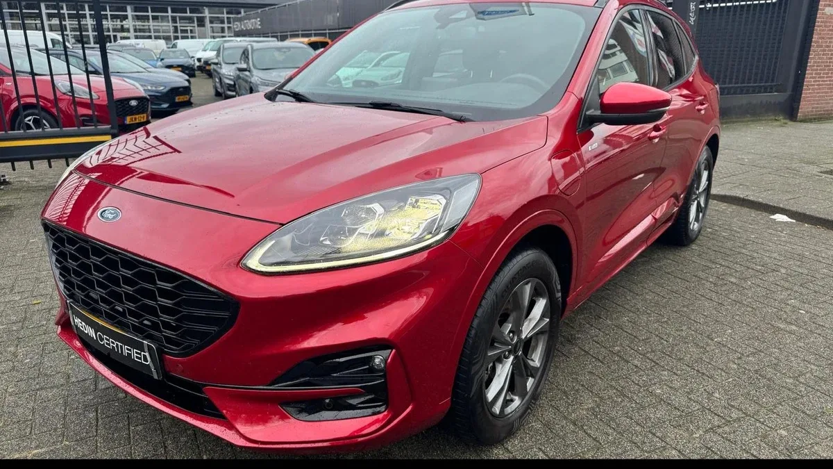 Ford Kuga (2021) — foto 1