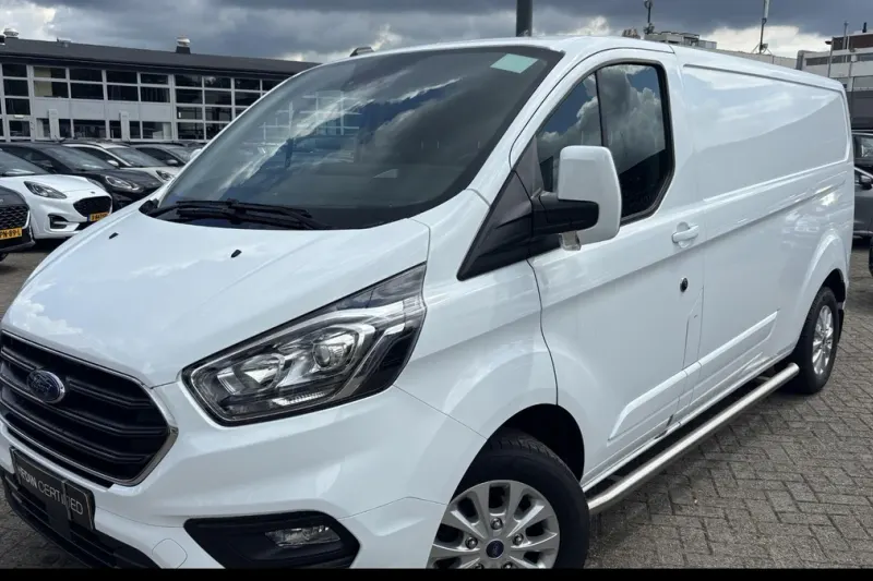 Ford Transit Custom (2023)