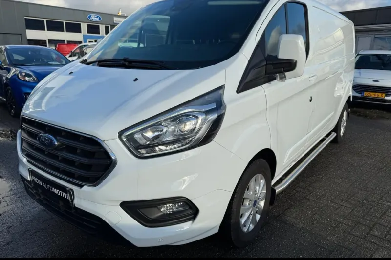 Ford Transit Custom (2023)