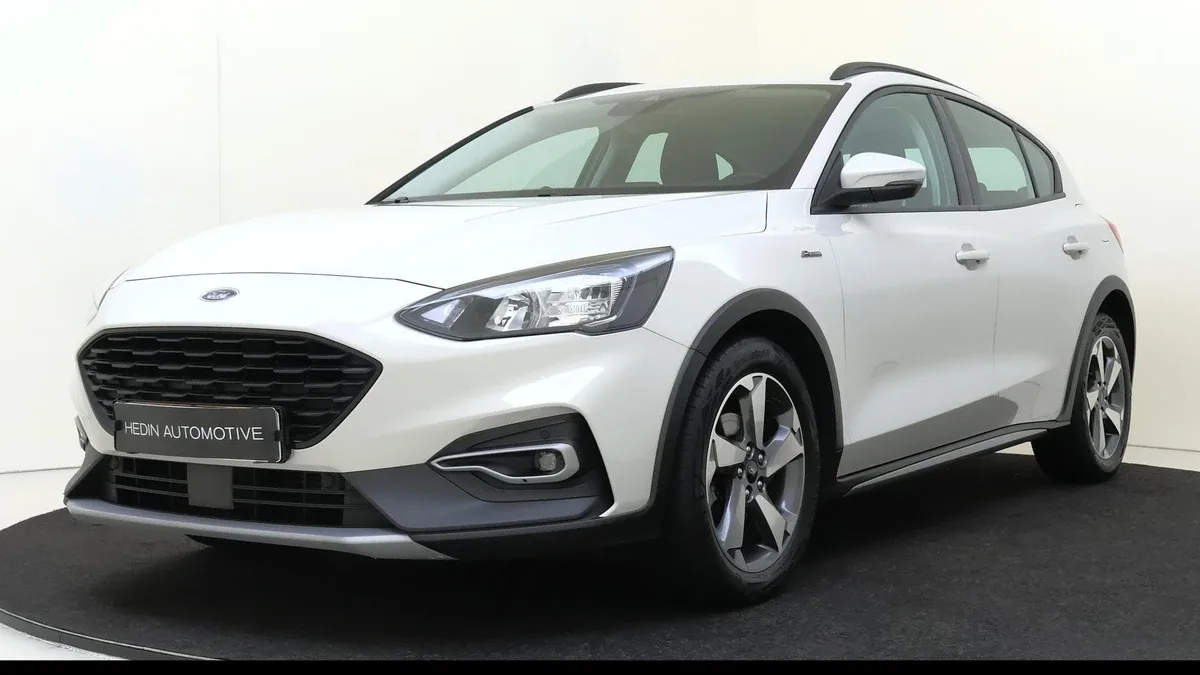 Ford Focus (2021) — foto 1