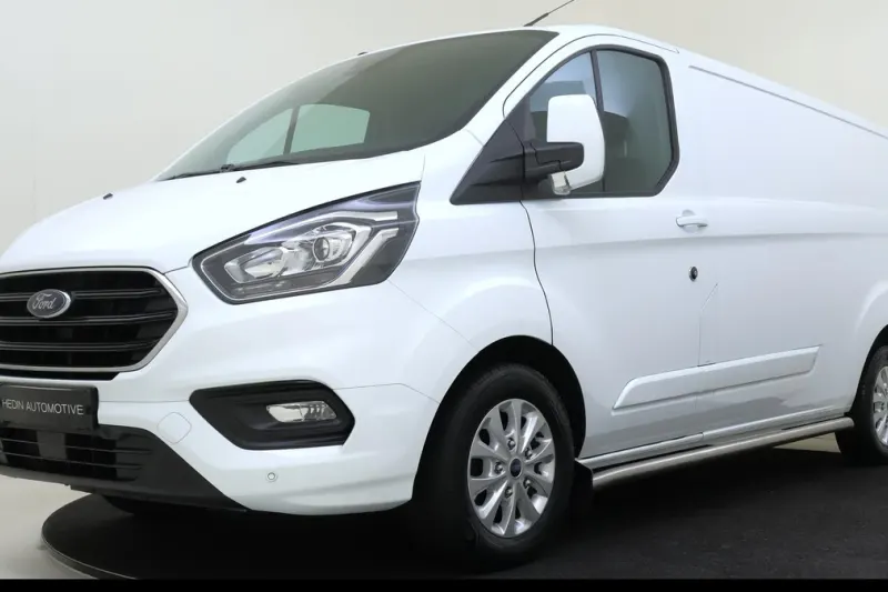 Ford Transit Custom (2023)
