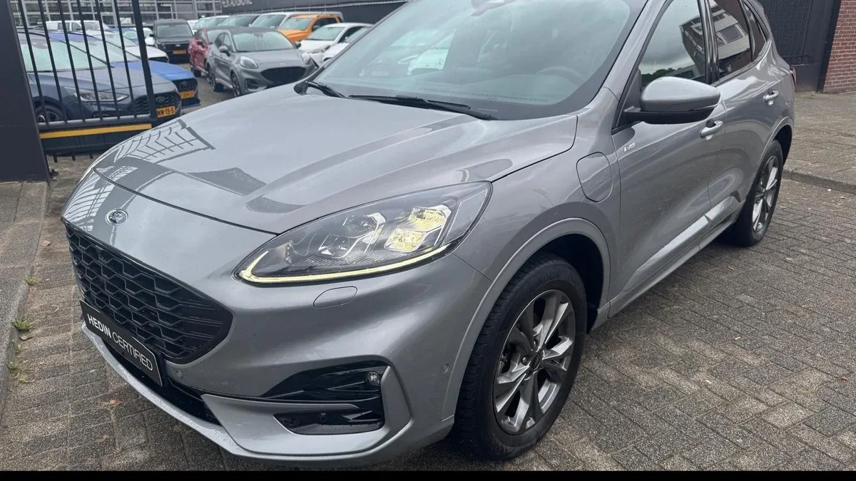 Ford Kuga (2023) — foto 1