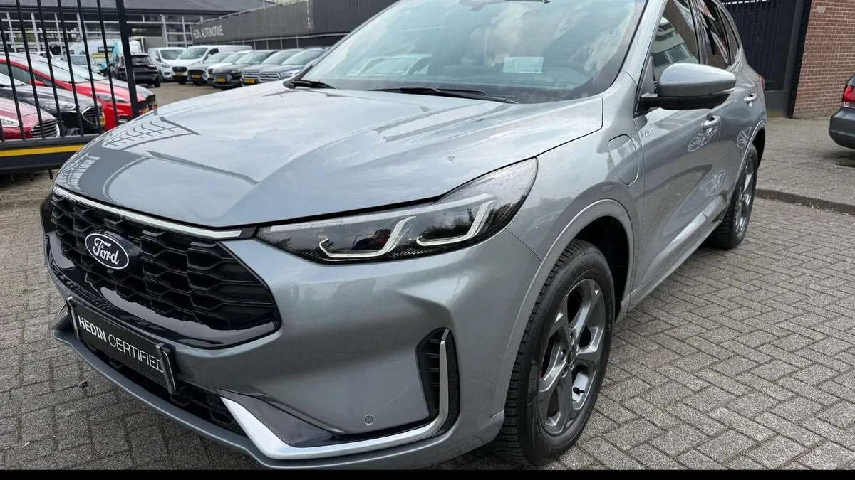 Ford Kuga (2025) — foto 1