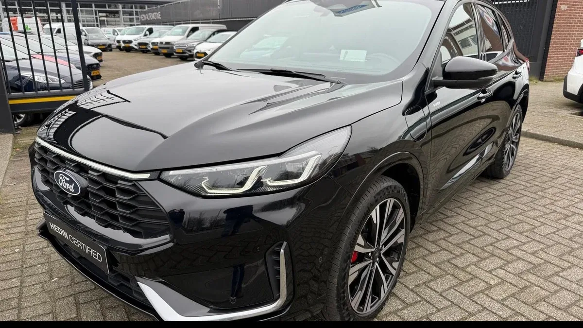 Ford Kuga (2025) — foto 1