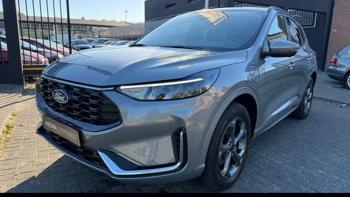 Ford Kuga (2025) — foto 1