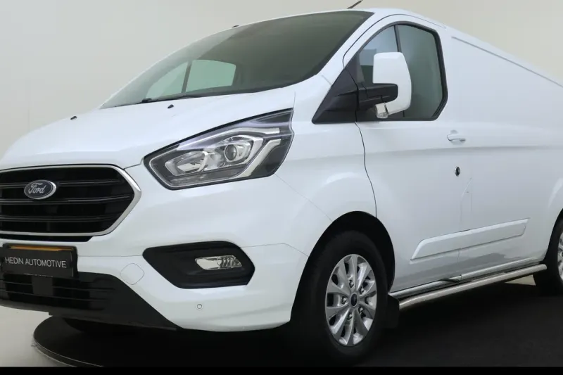 Ford Transit Custom (2023)