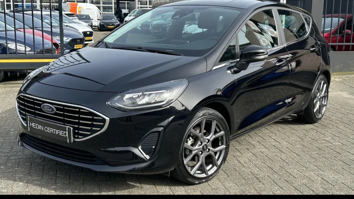 Ford Fiesta (2023) — foto 1