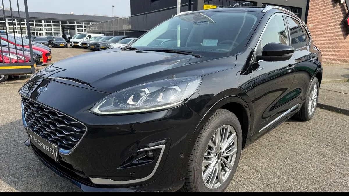 Ford Kuga (2021) — foto 1
